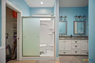 1383 Bay Point Dr, Port Lavaca, TX 77979 - Photo 20