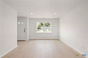 1204 S Martin Luther King Jr Ln, Temple, TX 76501 - Photo 4