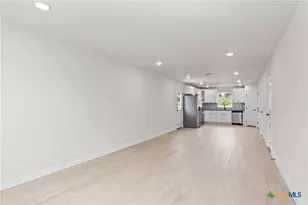 1204 S Martin Luther King Jr Ln, Temple, TX 76501 - Photo 2