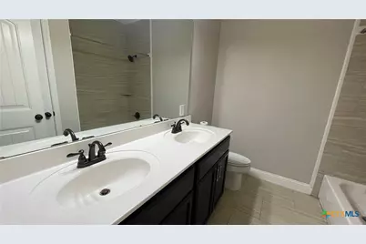 6201 Morganite Lane, Killeen, TX 76542 - Photo 32