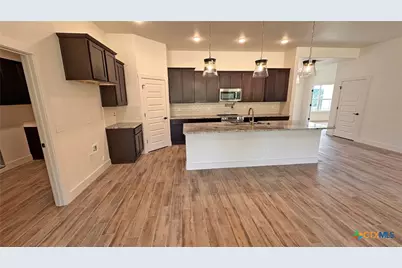 818 Estate Circle, Copperas Cove, TX 76522 - Photo 8