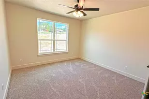 818 Estate Cir, Copperas Cove, TX 76522 - Photo 20
