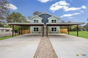 323 S Burnet St, Belton, TX 76513 - Photo 2