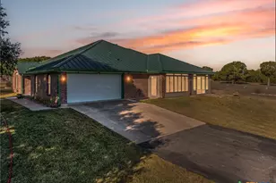 853 County Rd 4390, Kempner, TX 76539 - Photo 2