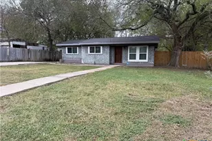 226 W Robin Ln, Harker Heights, TX 76548 - Photo 2