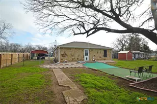 507 N 6th St, Lometa, TX 76853 - Photo 12