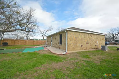 507 N 6th Street, Lometa, TX 76853 - Photo 14
