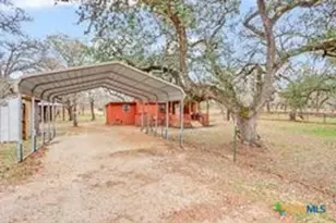 12851 FM1117, Seguin, TX 78155 - Photo 20