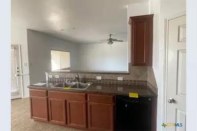 5401 Rimes Court, Killeen, TX 76549 - Photo 6