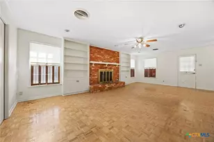 702 W Zenith Ave, Temple, TX 76501 - Photo 4