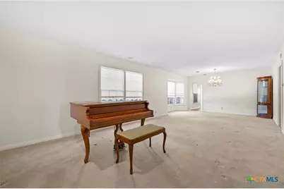 702 W Zenith Avenue, Temple, TX 76501 - Photo 12