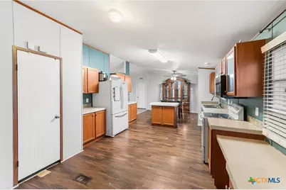 2676 Pahmeyer Road, New Braunfels, TX 78130 - Photo 14