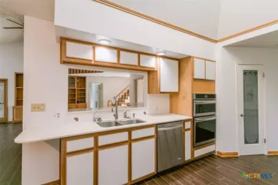 102 Tracy Lane, Victoria, TX 77904 - Photo 14