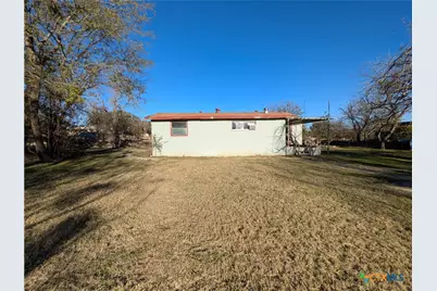 504 S 7th Street, Lometa, TX 76853 - Photo 22