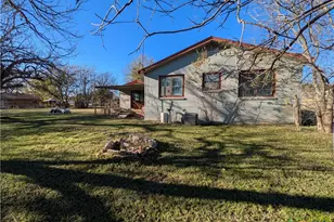 504 S 7th St, Lometa, TX 76853 - Photo 24