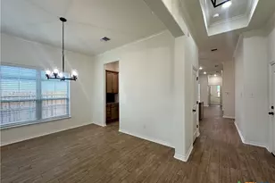220 Desert Holly Dr, Temple, TX 76502 - Photo 2