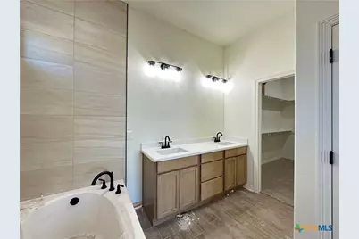 220 Desert Holly Drive, Temple, TX 76502 - Photo 20