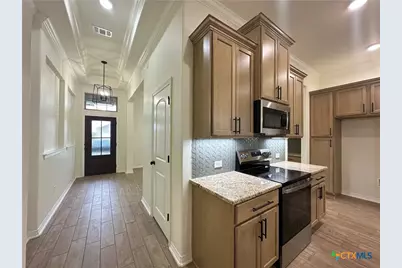 220 Desert Holly Drive, Temple, TX 76502 - Photo 8