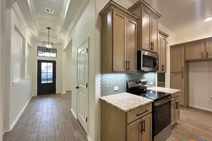 220 Desert Holly Dr, Temple, TX 76502 - Photo 8