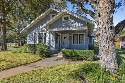 502 Elm Street, Seguin, TX 78155 - Photo 4