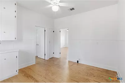 502 Elm Street, Seguin, TX 78155 - Photo 20