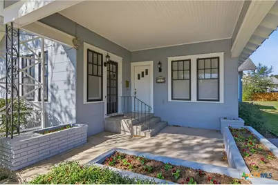 502 Elm Street, Seguin, TX 78155 - Photo 6