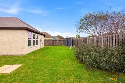 210 Amberglow Court, Victoria, TX 77904 - Photo 12