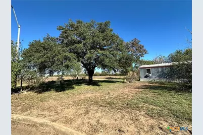 2577 Villa Vista #24, Seguin, TX 78155 - Photo 2