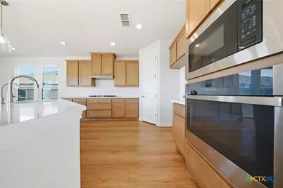 662 Hidden View Street, New Braunfels, TX 78130 - Photo 18