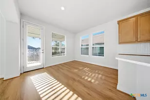 662 Hidden View St, New Braunfels, TX 78130 - Photo 14