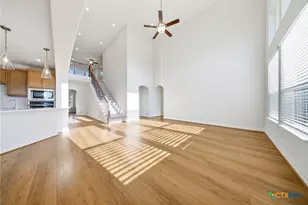 662 Hidden View St, New Braunfels, TX 78130 - Photo 14