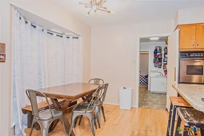 111 Dover Dell, Victoria, TX 77904 - Photo 12