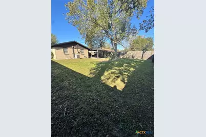 4602 Dahlia Lane, Victoria, TX 77904 - Photo 16