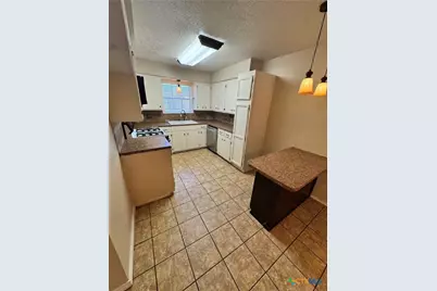 4602 Dahlia Lane, Victoria, TX 77904 - Photo 6