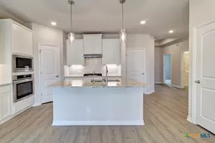 1824 Heritage Maples, New Braunfels, TX 78132 - Photo 4