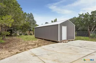 195 Crazy Horse Trail, Canyon Lake, TX 78133 - Photo 30