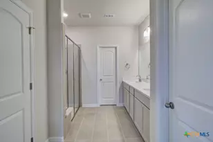 1826 Pining St, New Braunfels, TX 78132 - Photo 10