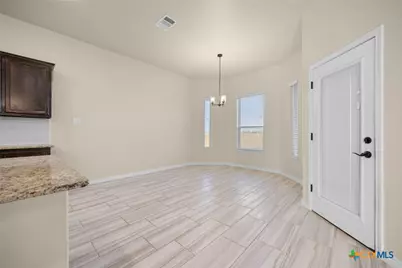 2518 Meadow Lark Drive, Killeen, TX 76542 - Photo 6