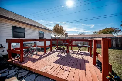 101 Lubbock Street, Point Comfort, TX 77978 - Photo 6