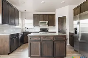 602 Dred Roger Circle, Killeen, TX 76542 - Photo 8