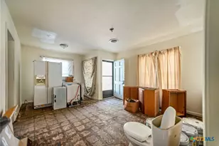 109 Tommy Dr, Port Lavaca, TX 77979 - Photo 12