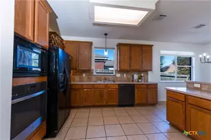 2057 Dove Crossing Dr, New Braunfels, TX 78130 - Photo 10