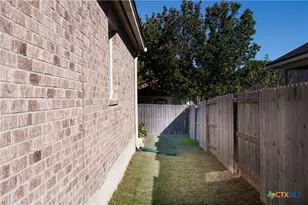 2057 Dove Crossing Dr, New Braunfels, TX 78130 - Photo 36