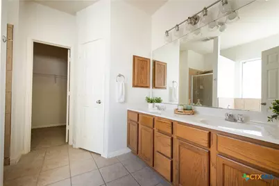 2057 Dove Crossing Drive, New Braunfels, TX 78130 - Photo 22