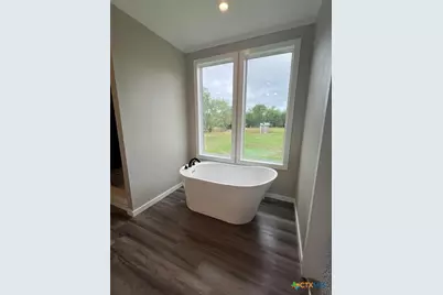 850 Chamberlin Road, Dale, TX 78616 - Photo 10