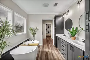 942 Chamberlin Rd, Dale, TX 78616 - Photo 14