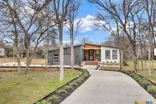 942 Chamberlin Rd, Dale, TX 78616 - Photo 2
