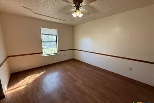 202 Spur Dr, Copperas Cove, TX 76522 - Photo 18