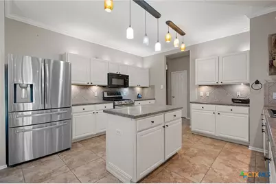 17813 Floribundas Lane, Elgin, TX 78621 - Photo 10