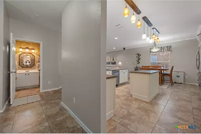 17813 Floribundas Lane, Elgin, TX 78621 - Photo 14